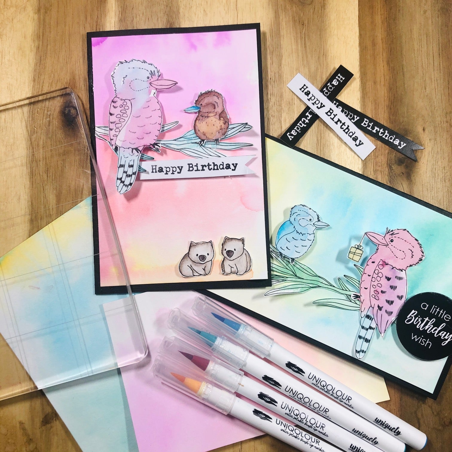 How to make backgrounds with UNIQOLOUR Markers - Pearl Schulz