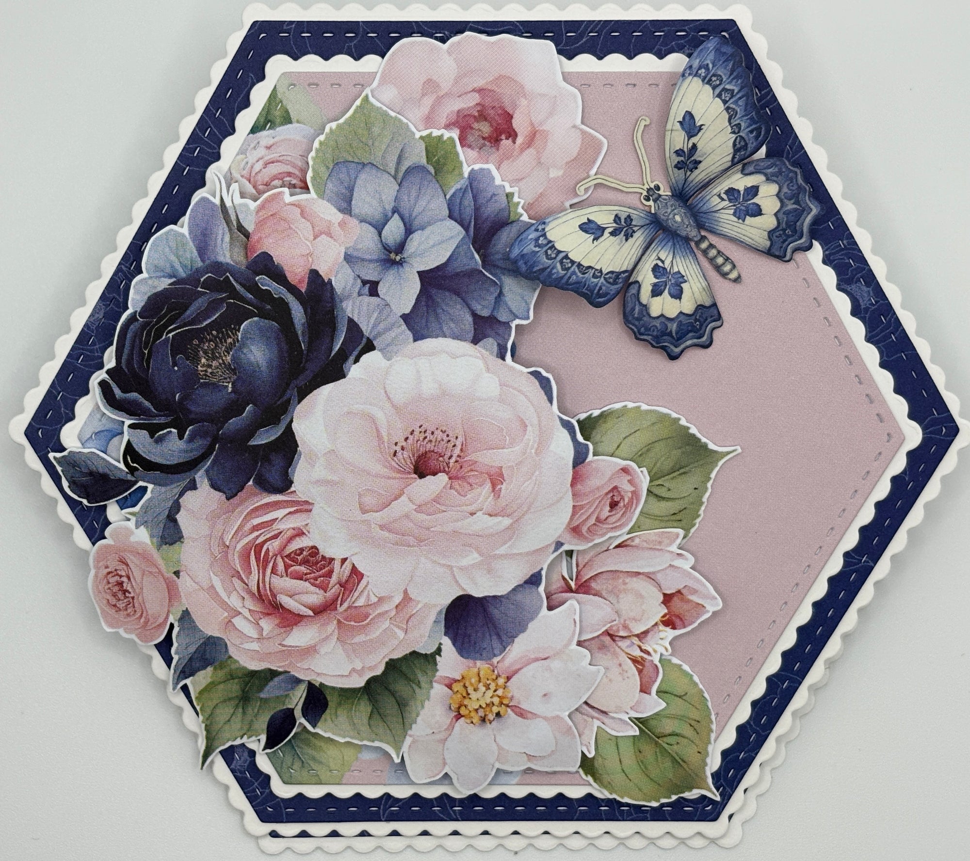 Scalloped Nesting Hexagon Die